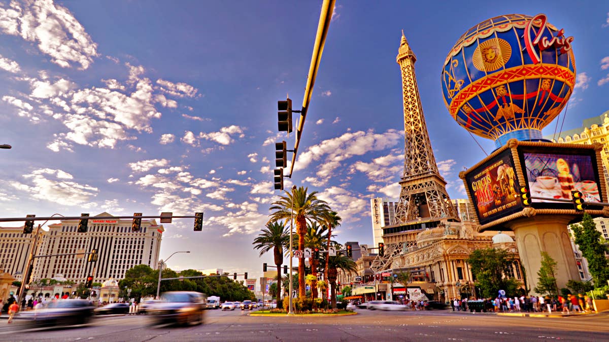 Las Vegas Strip retail giant closes 14 stores, plans more