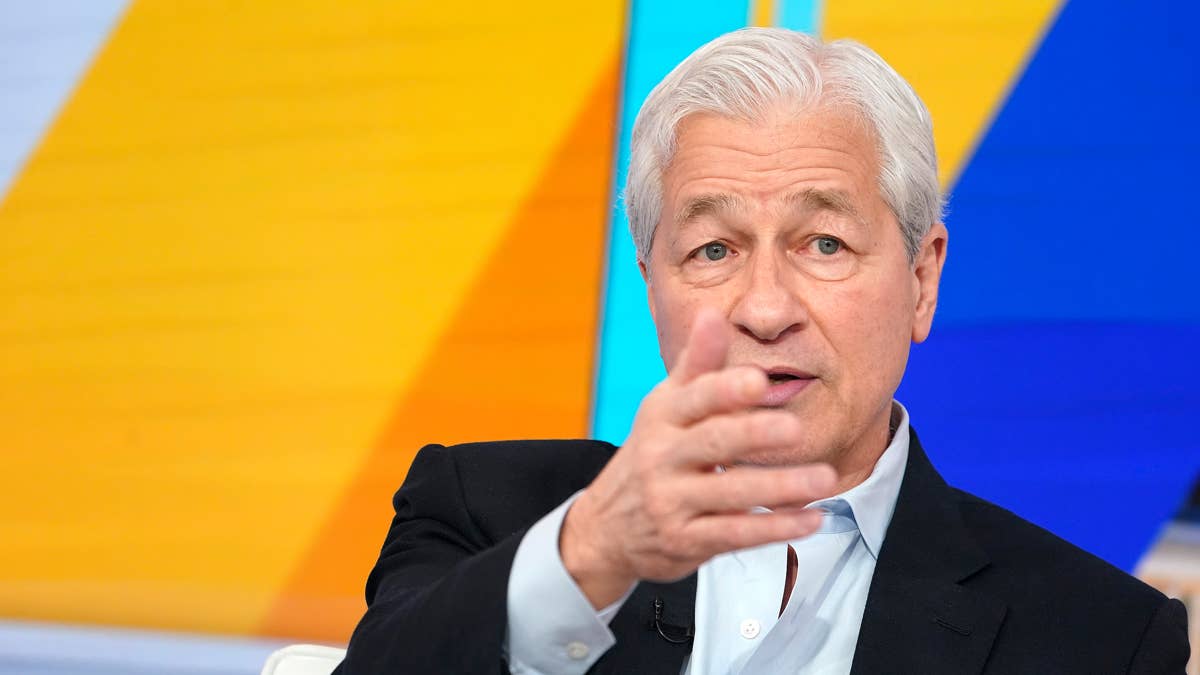 JPMorgan CEO warns young employees about in-office work