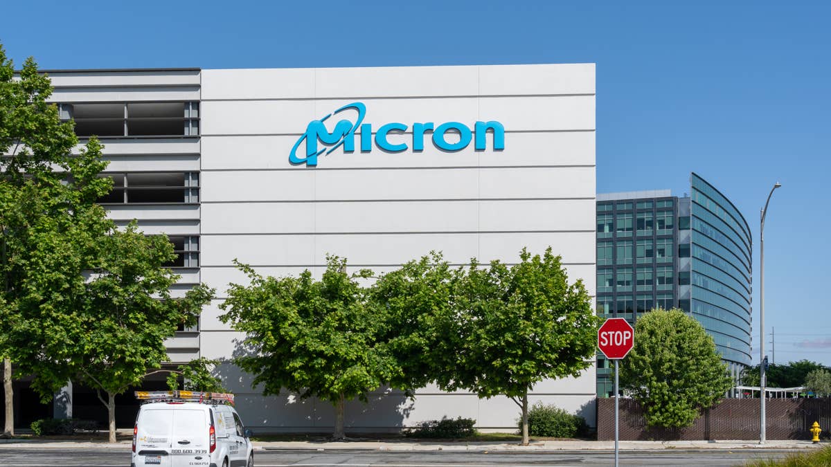 Micron ties its future to Anthropic in supply deal