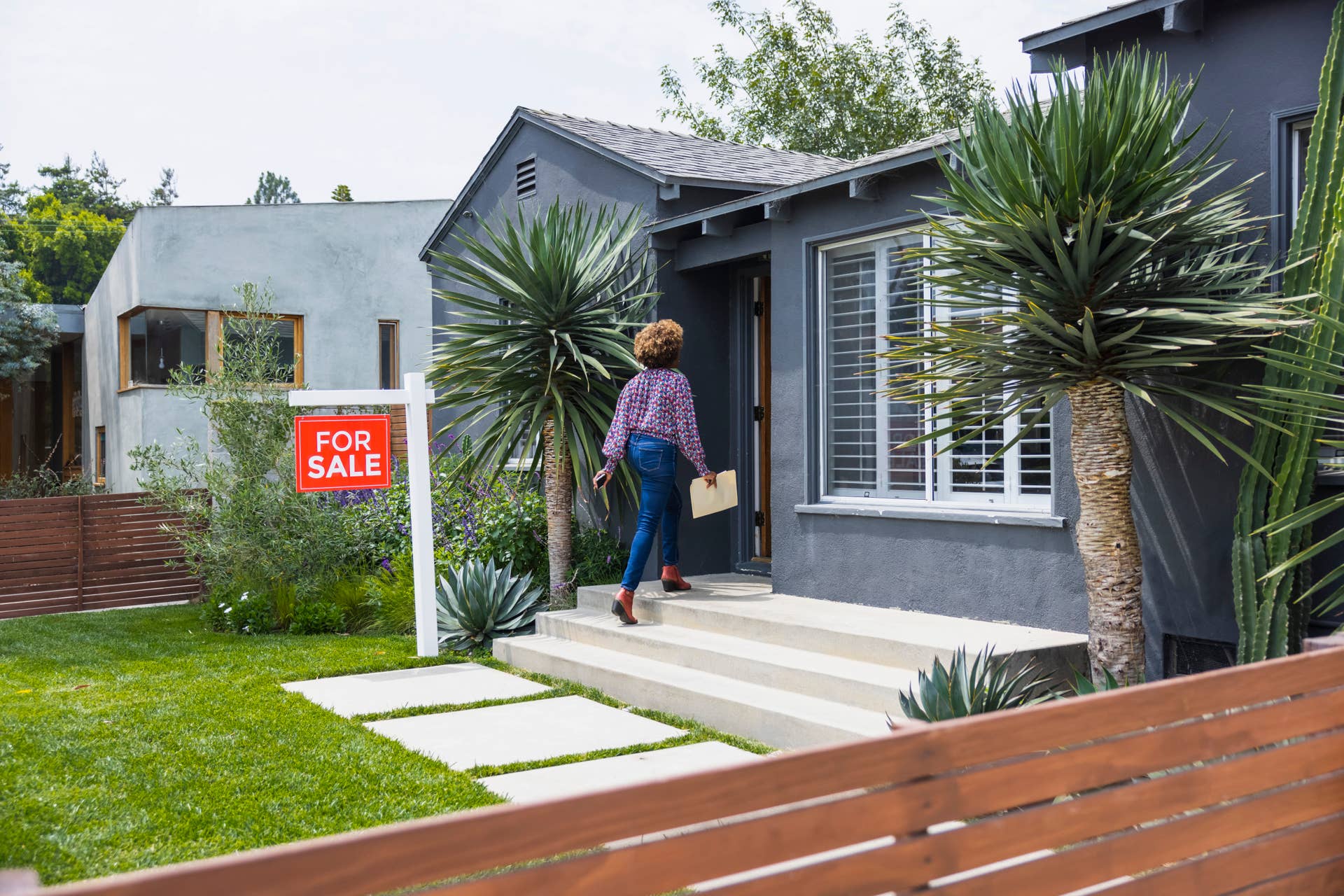 Existing-home sales: Is the housing market stable or frozen?