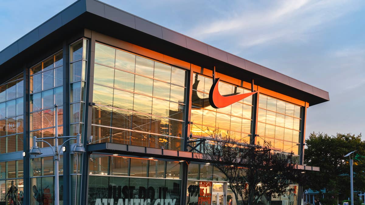 Down almost 80%, is Nike stock undervalued or a value trap?