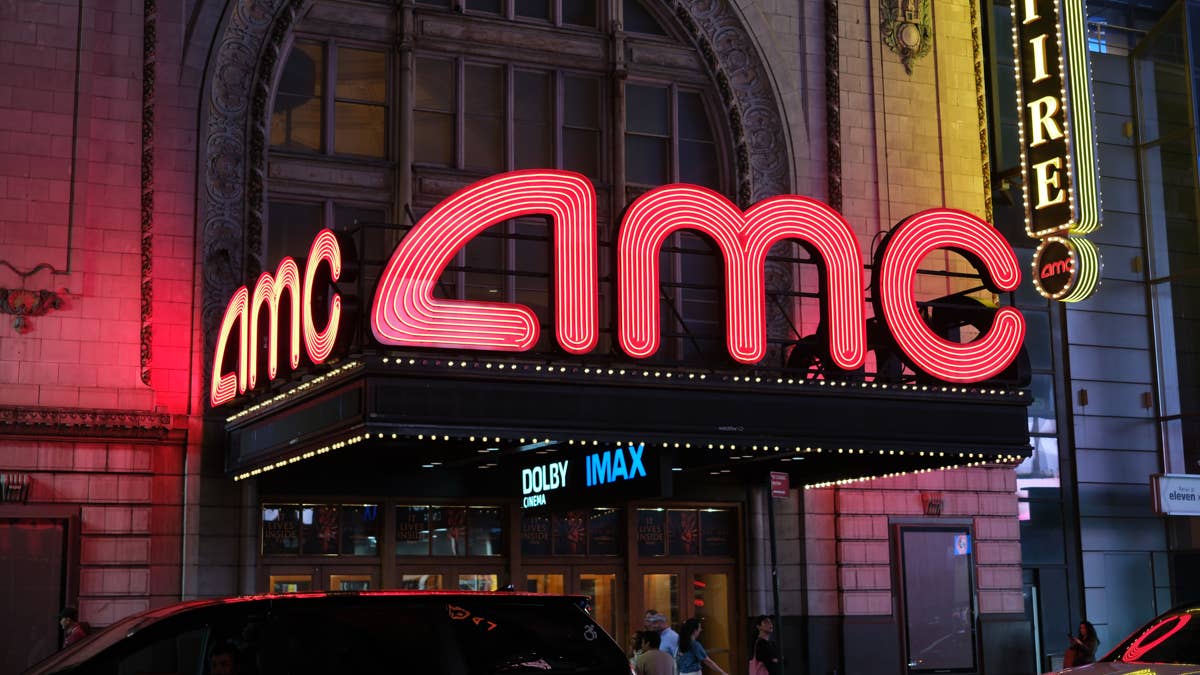 AMC stock traders ignoring warning signs send shares surging