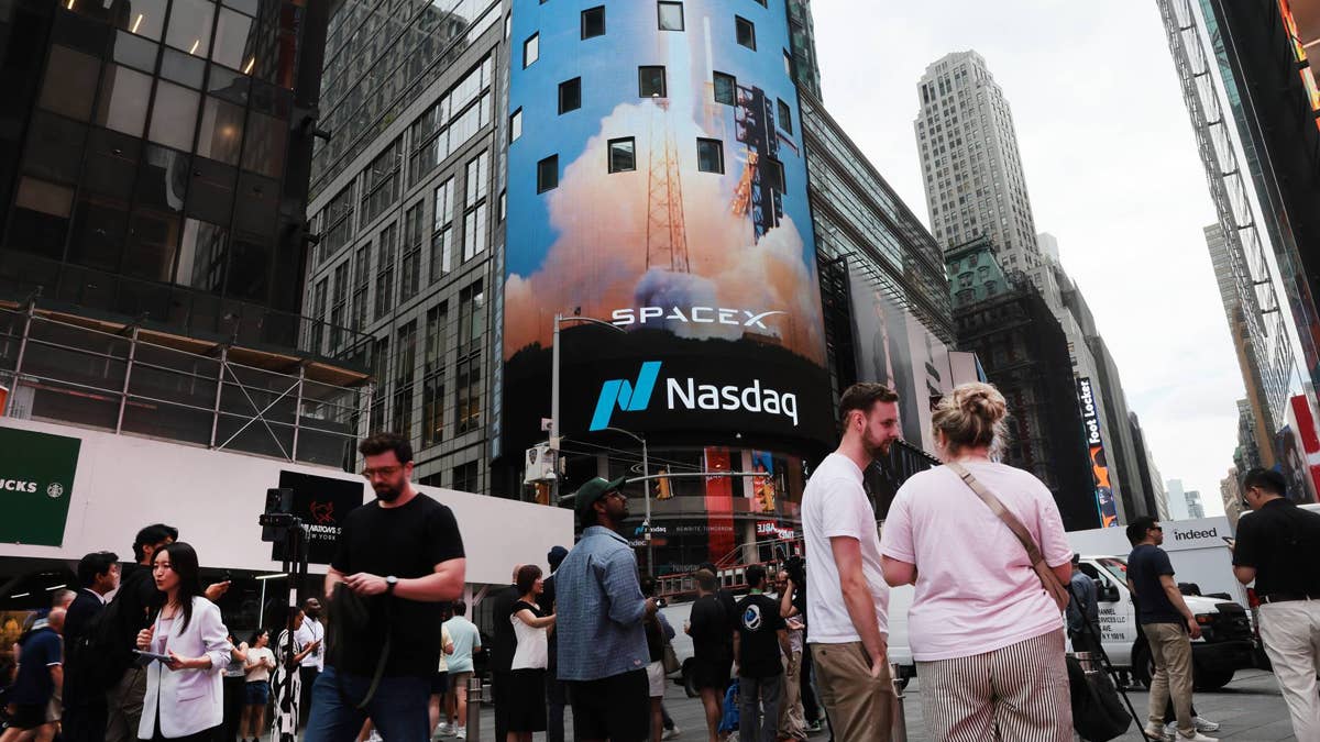 Vanguard sends calm but firm message on SpaceX IPO