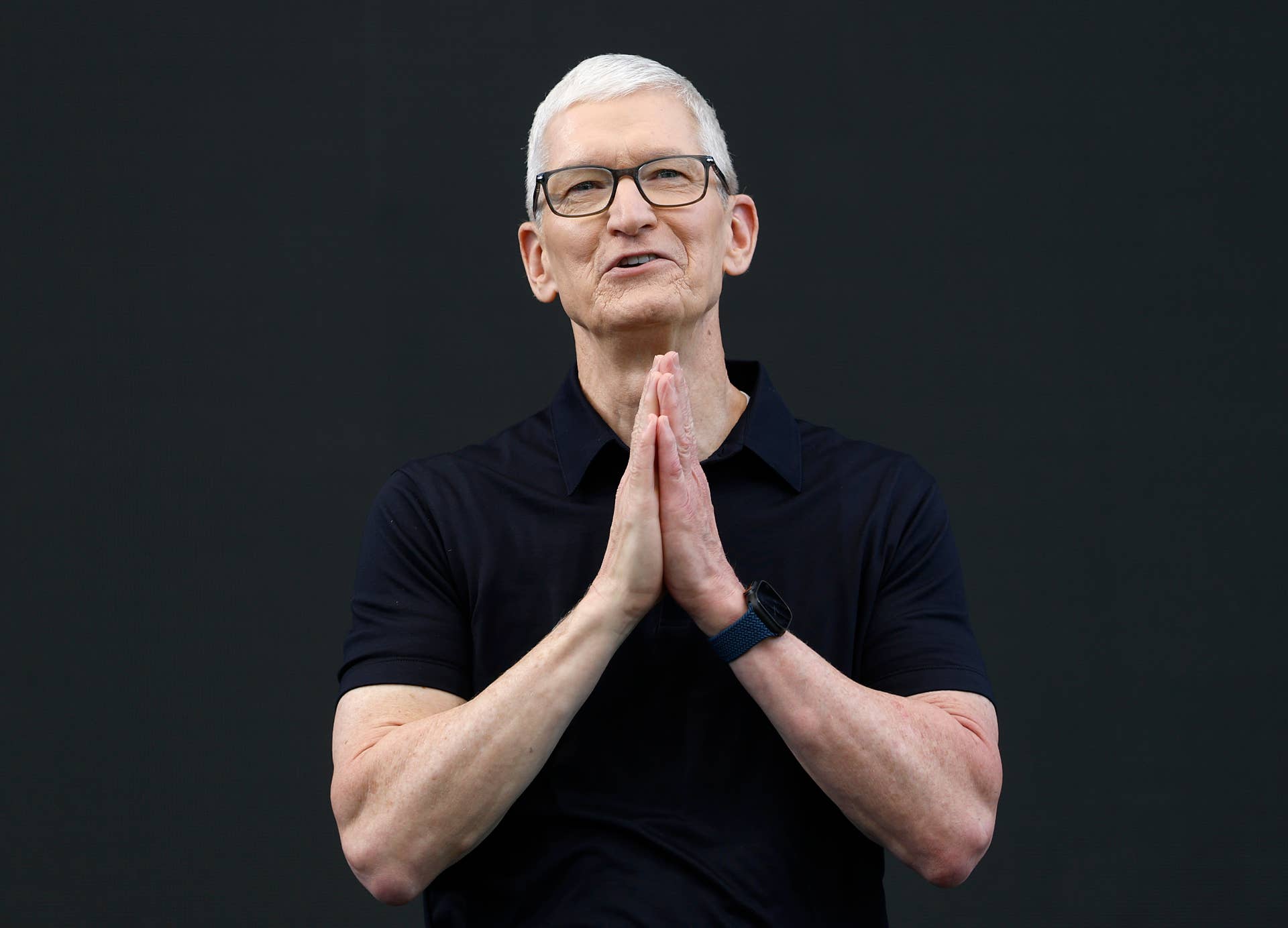 Tim Cook Young Apple's AI problem hits loyal customers, and iPhone could be next ...