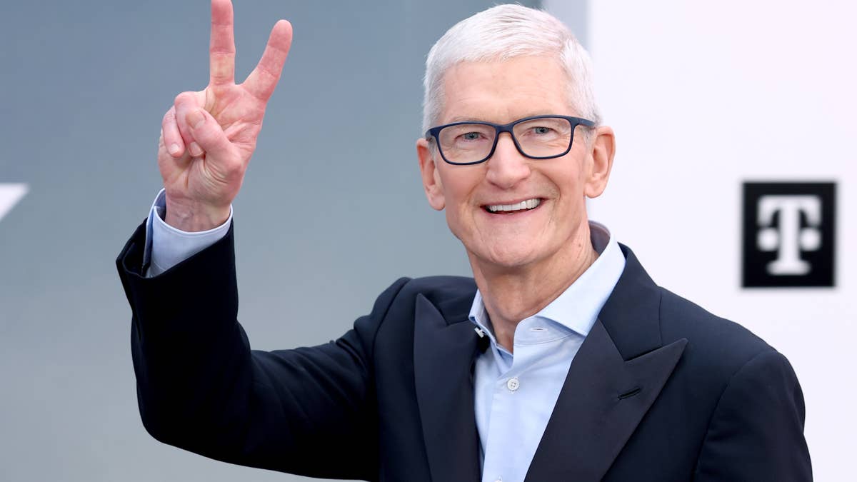 Apple’s gamble just exposed the AI bubble’s fatal flaw