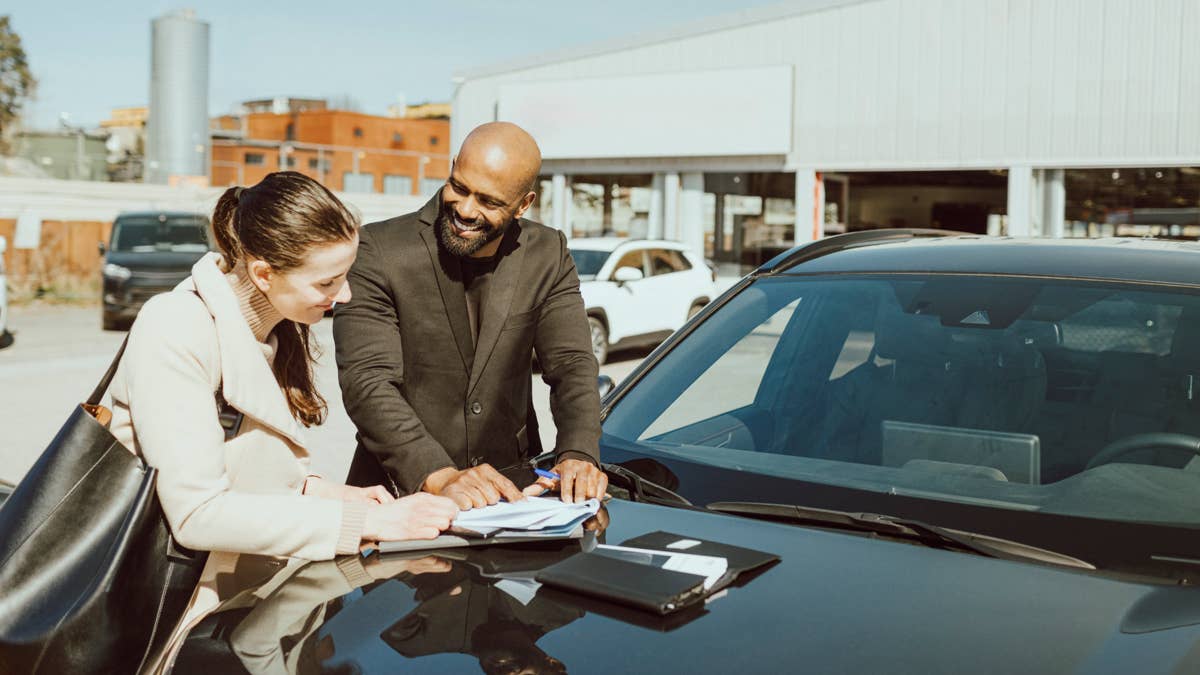 U.S. car sales take unexpected turn in tumultuous first half