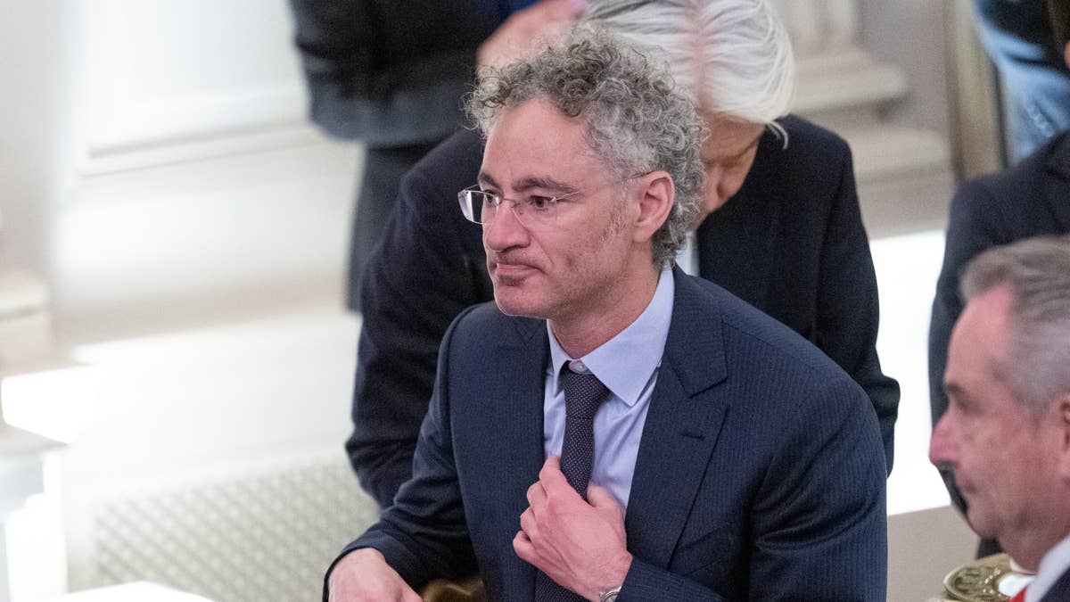 Cathie Wood makes striking Palantir move as shares tumble