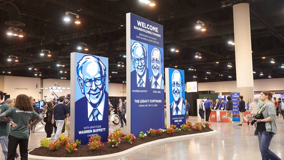 Berkshire’s $400B cash pile is now a serious defensive weapon