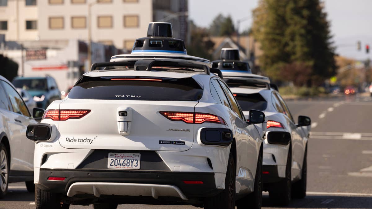 Waymo outages disrupt traffic in this major city yet again