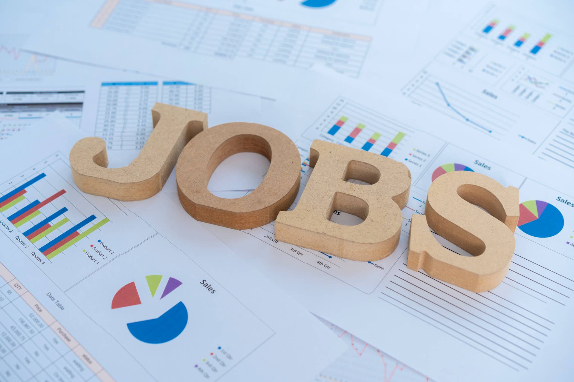 New jobs data reveals troubling wave of cuts at retail and restaurant ...