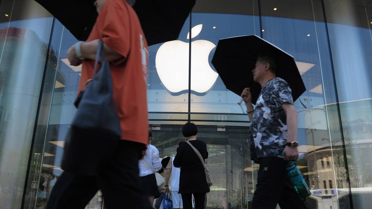 Broadcom extends Apple chip deal through 2031