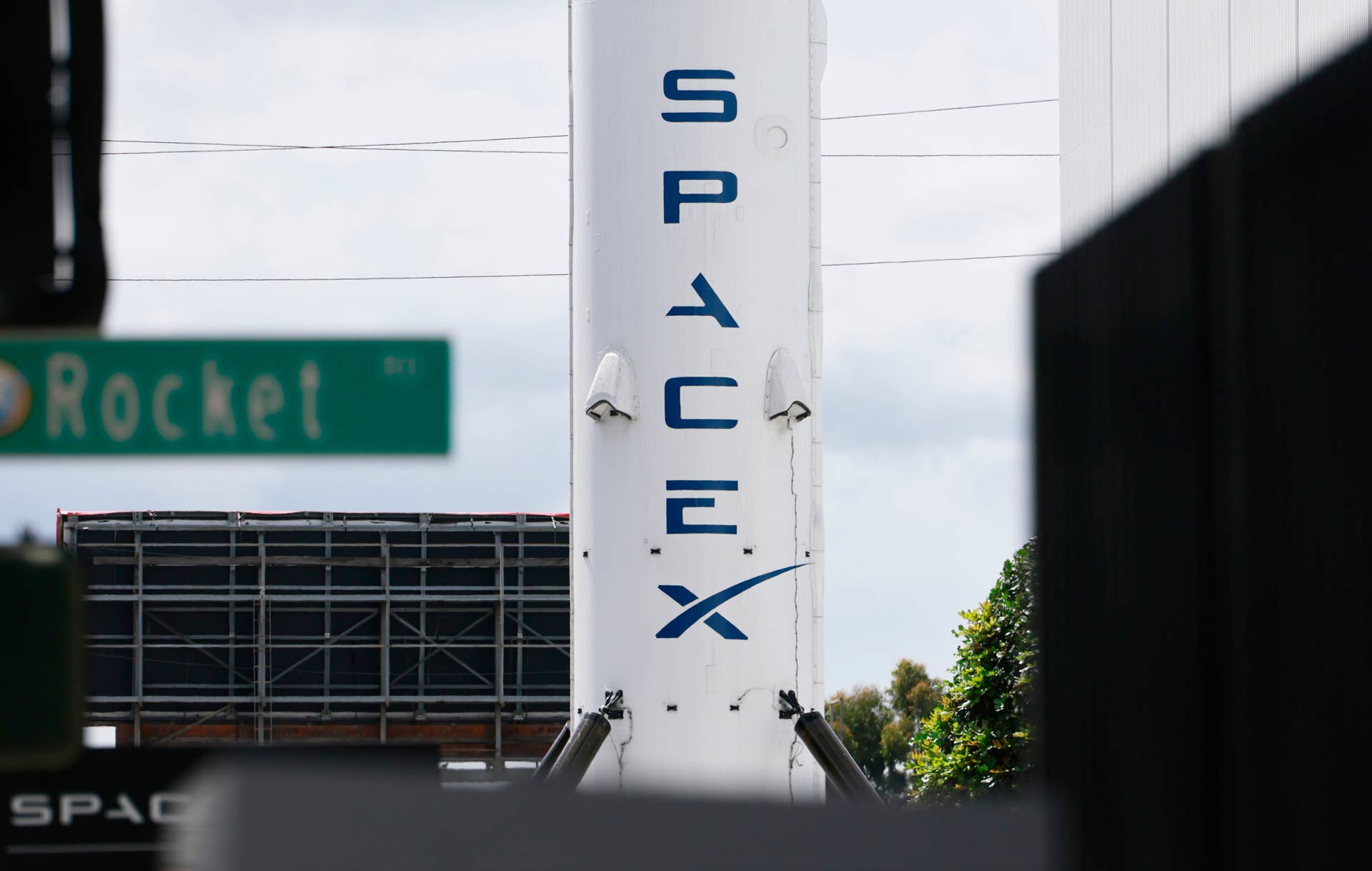 Beaten-down stock lets you buy SpaceX below market price