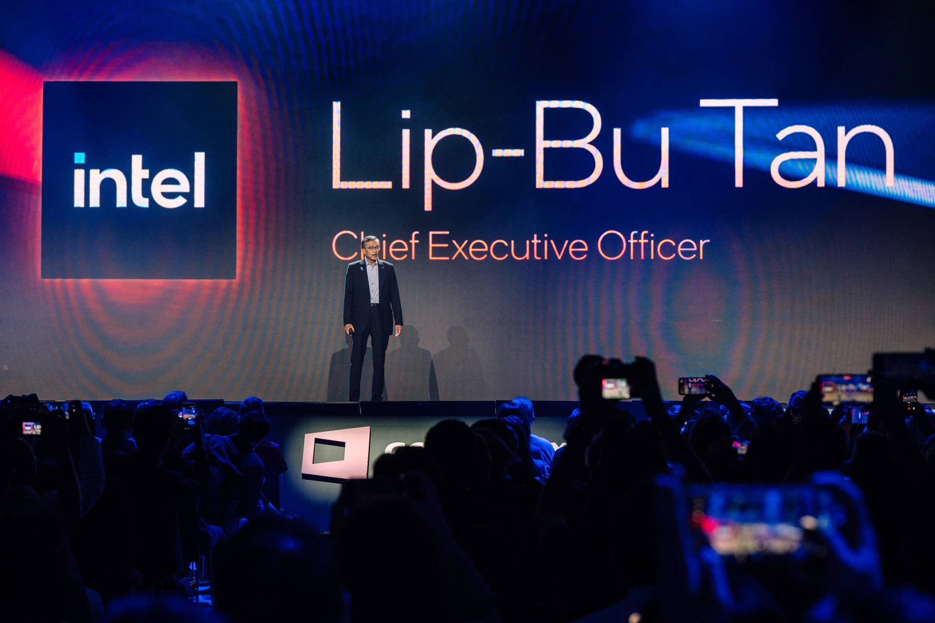 Does Intel pay dividends? How the chipmaker spends its money