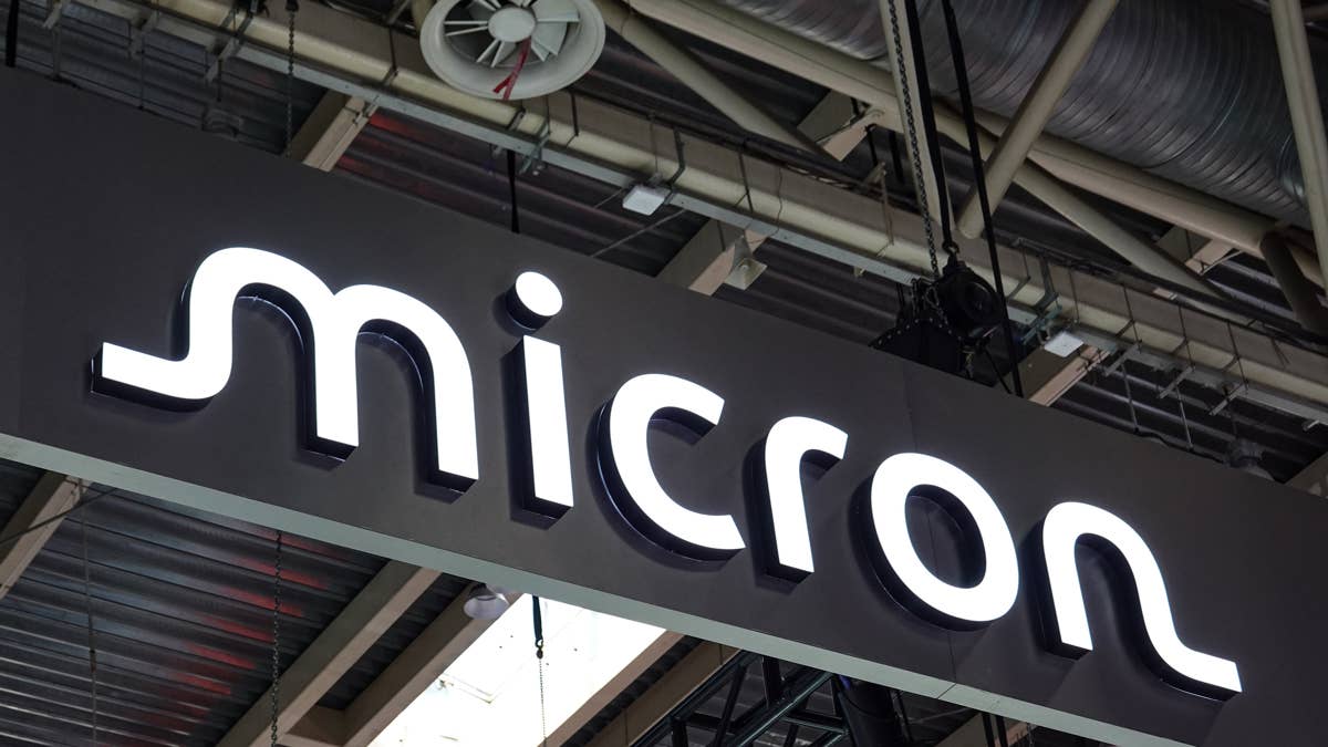 Tokyo puts billions behind Micron's chip plan