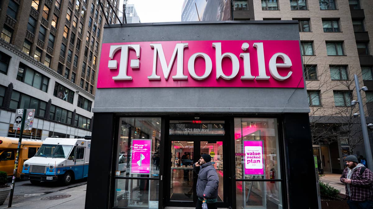 T-Mobile stands to benefit as rival files Chapter 11 bankruptcy
