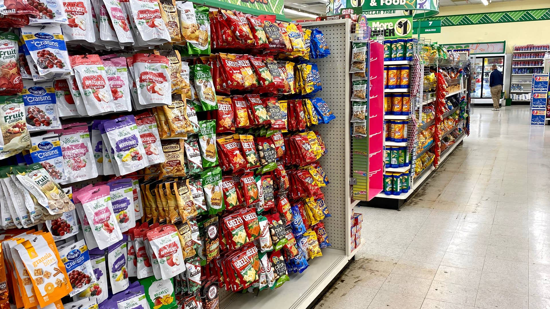 Discount chain shuts 75 locations, calls its stores ‘substandard’ - thestreet.com