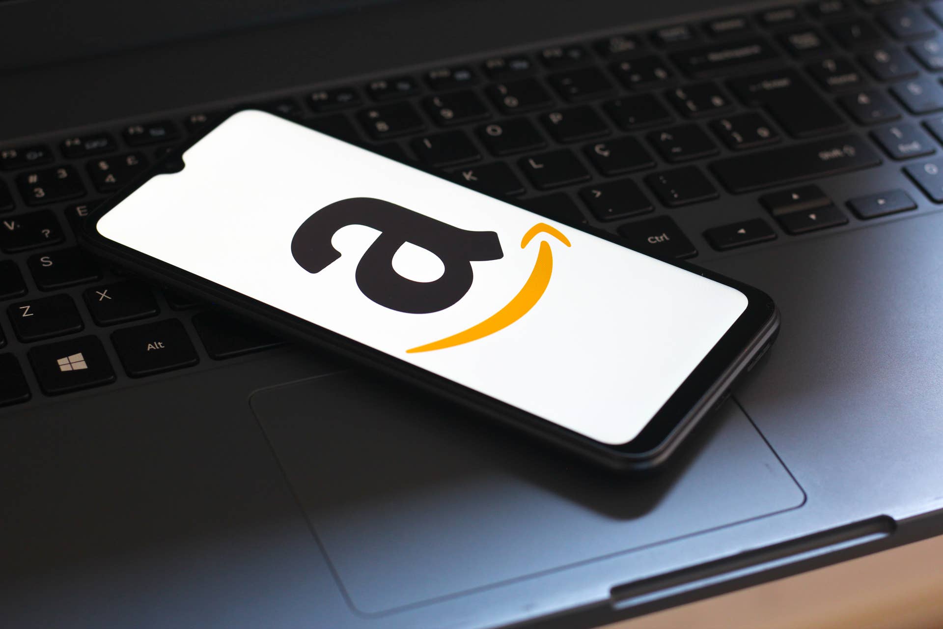 Amazon Outlet has an End-of-Season Sale with up to 70% off - TheStreet