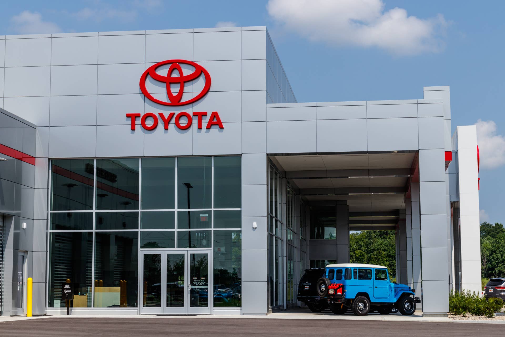 Toyota doubles down on EVs while rivals retreat