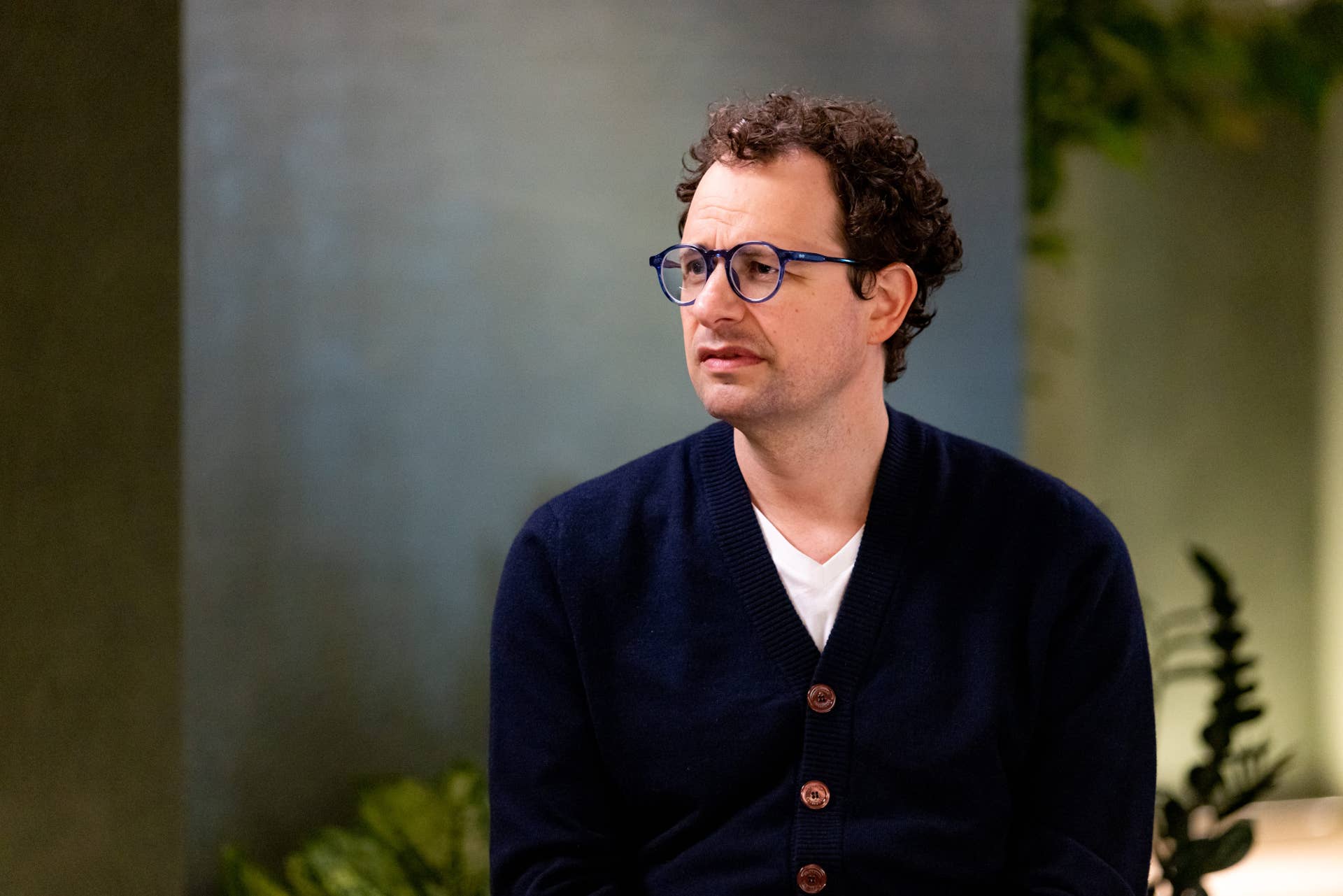 Anthropic clarifies stance on open-weight AI models