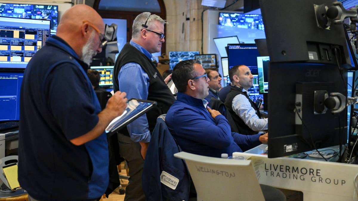 Michael Burry sends loud signal to stock market investors - thestreet.com