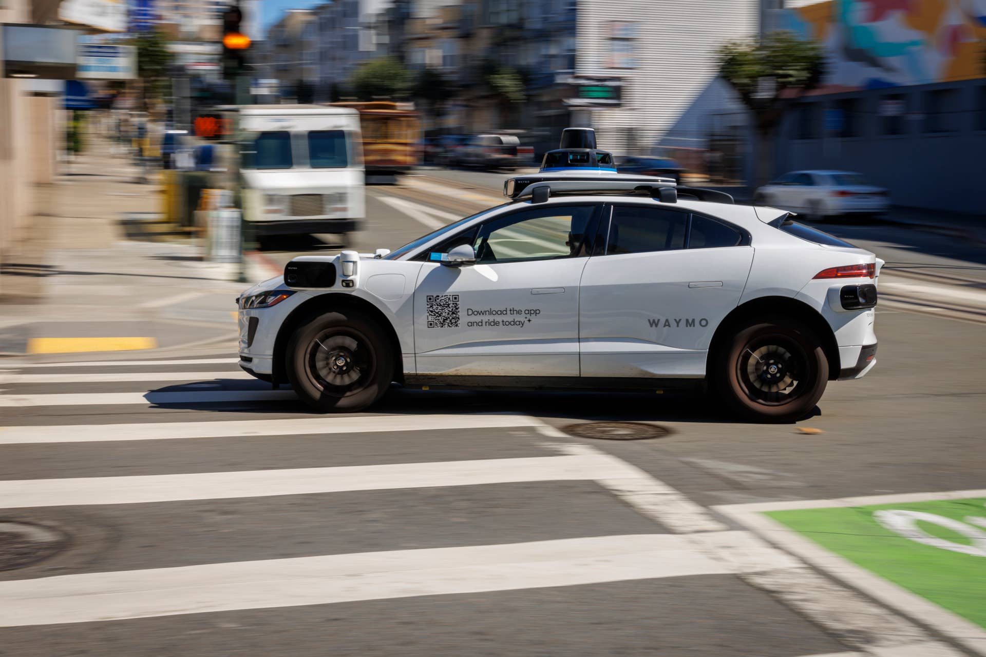 Waymo CEO takes a not-so-subtle shot at Tesla Robotaxi over Lidar