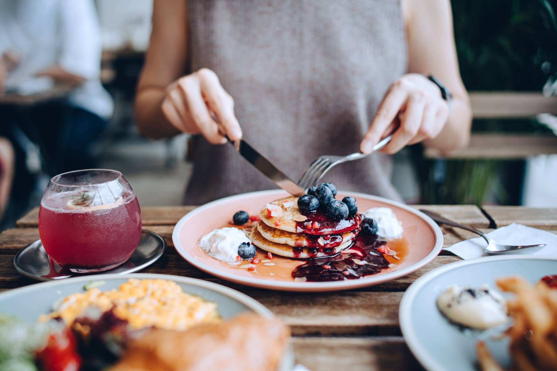 Popular breakfast chain closes restaurants for unexpected reason ...