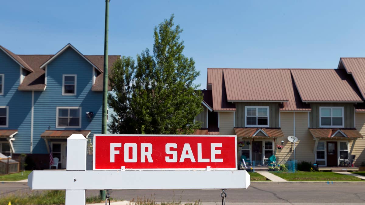 Experts predict whether mortgage rates will reach 7%