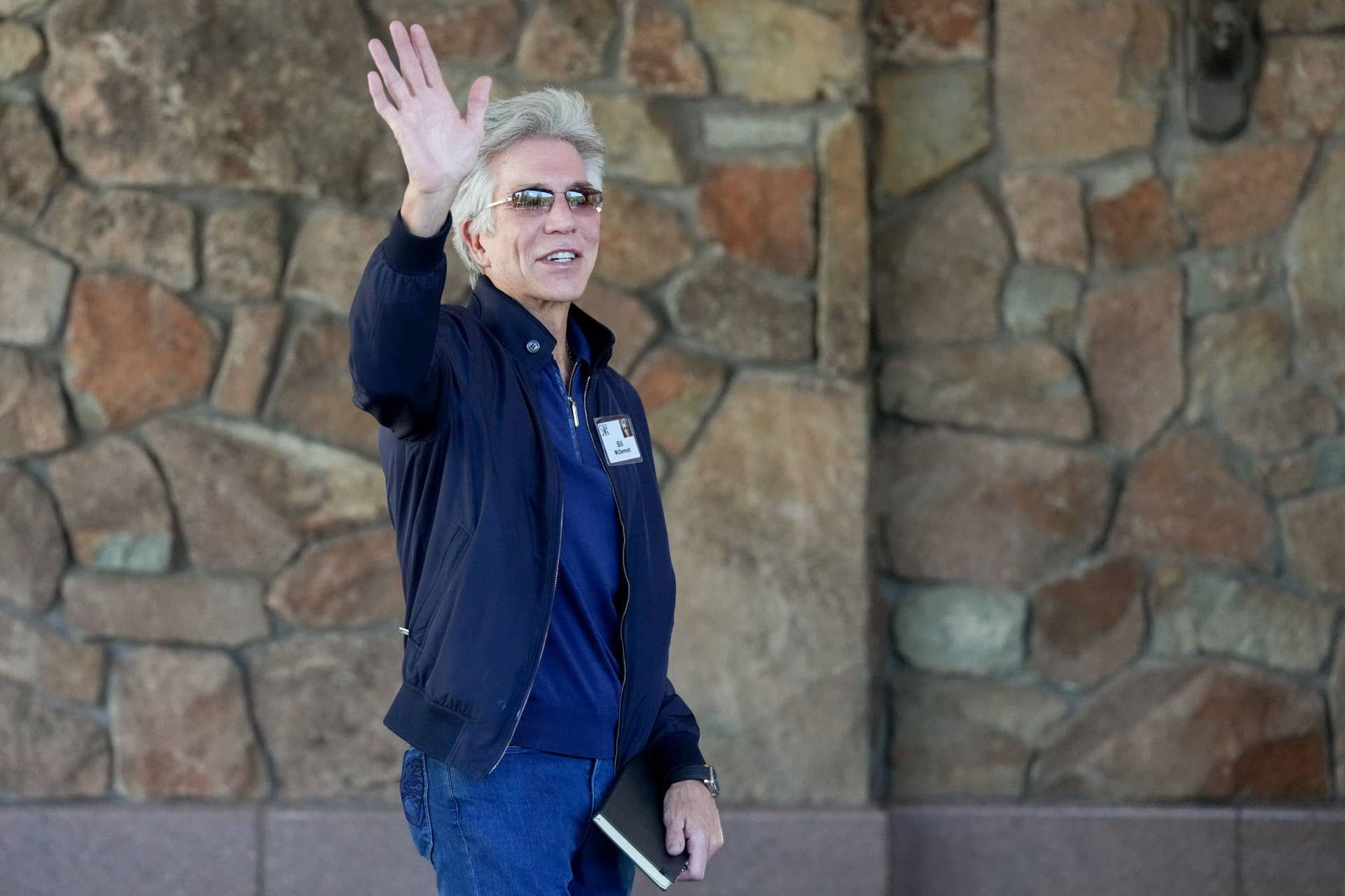 Software company soars amid plans to cut 1,000 jobs