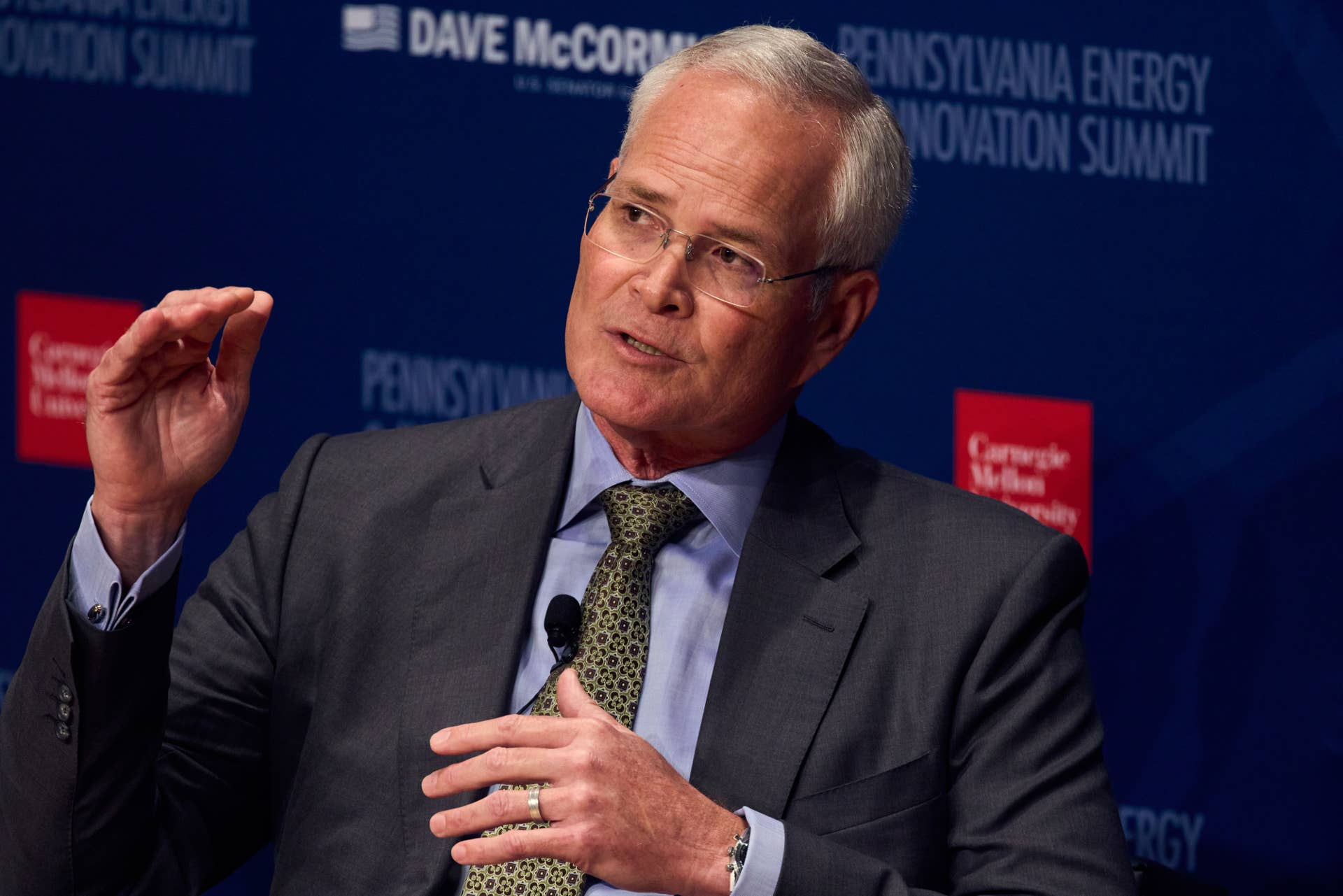Der CEO von Exxon äußert sich deutlich zu den bevorstehenden Benzinpreisen