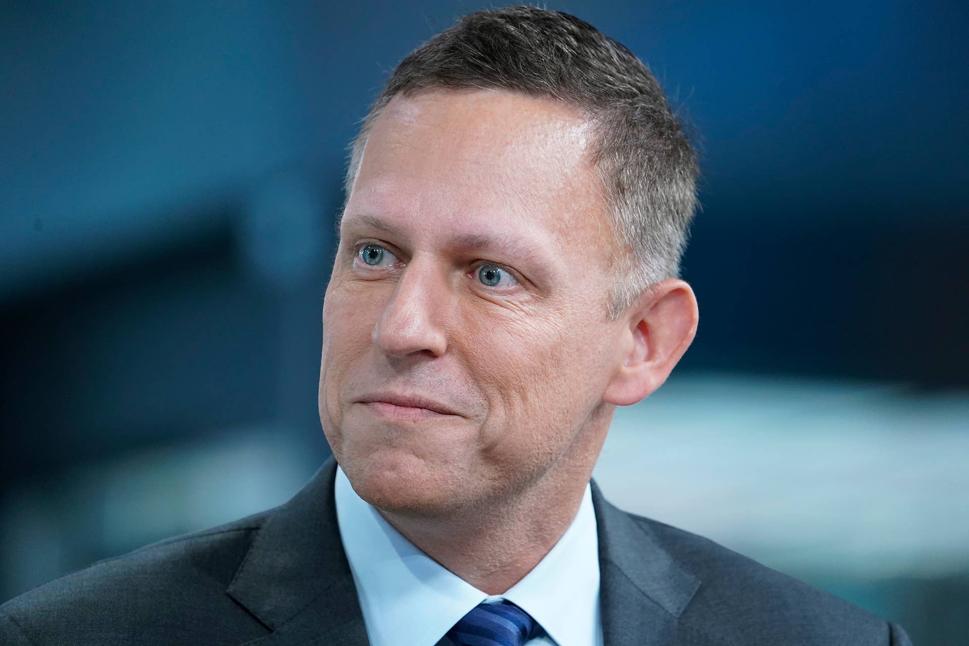 peter-thiel-returns-with-major-big-tech-bet-amzn-thestreet