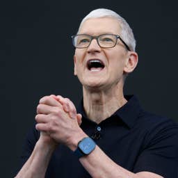 Apple’s $54 billion iPhone machine may be about to break its biggest ritual