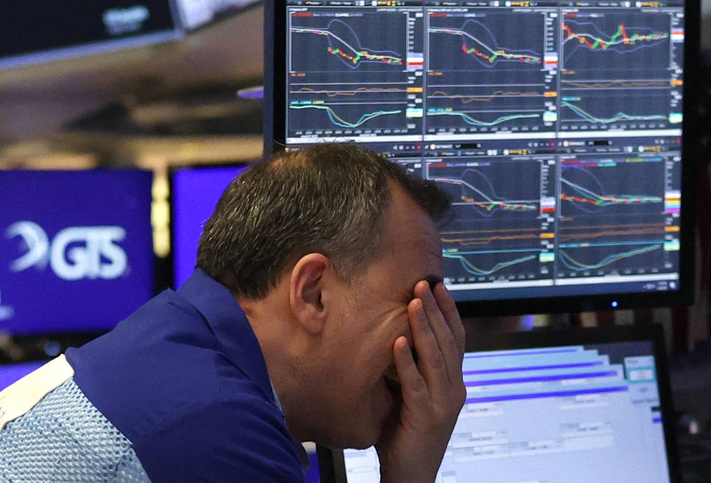 JPMorgan revamps S&P 500 target for rest of 2026 - thestreet.com