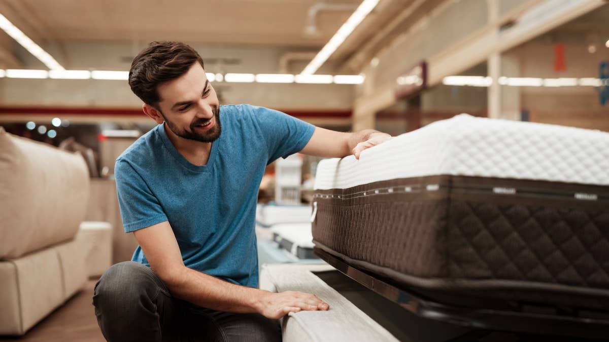 Popular discount mattress chain files for Chapter 11 bankruptcy