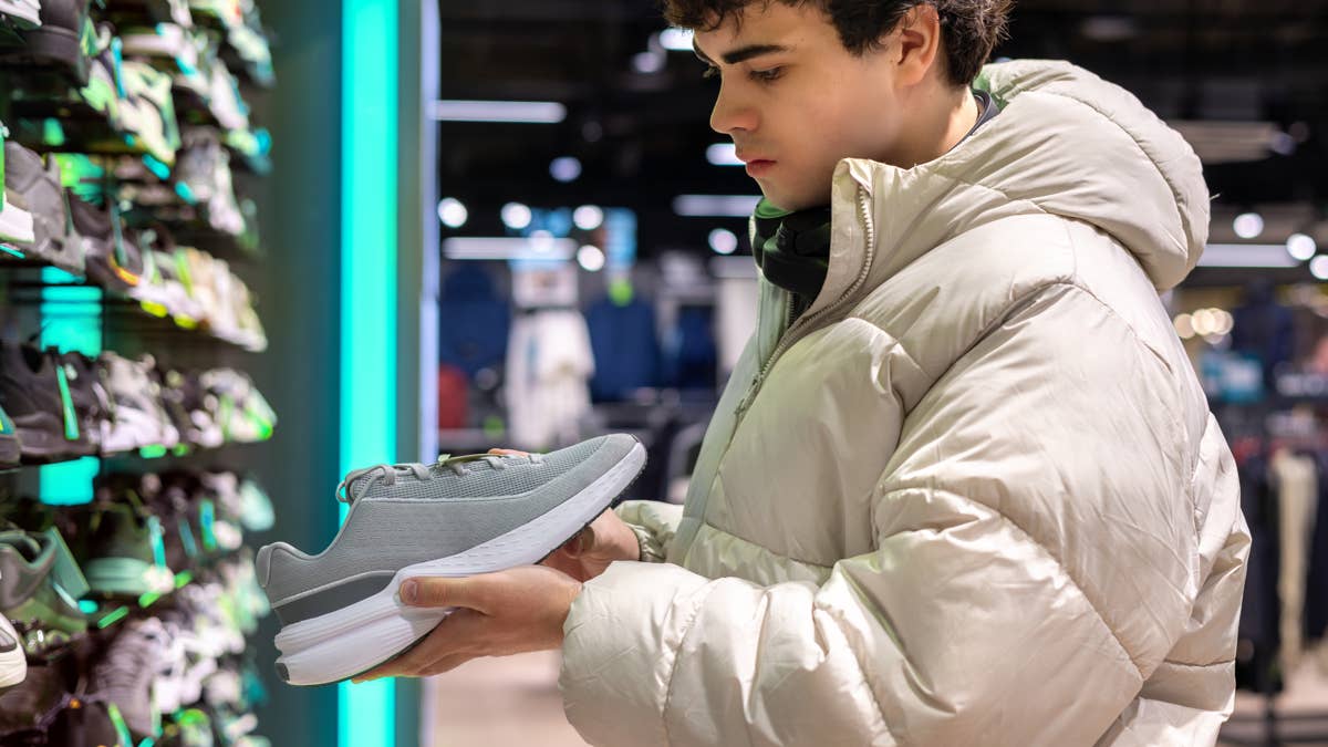 Sportswear giant closes 113 stores as shares plunge