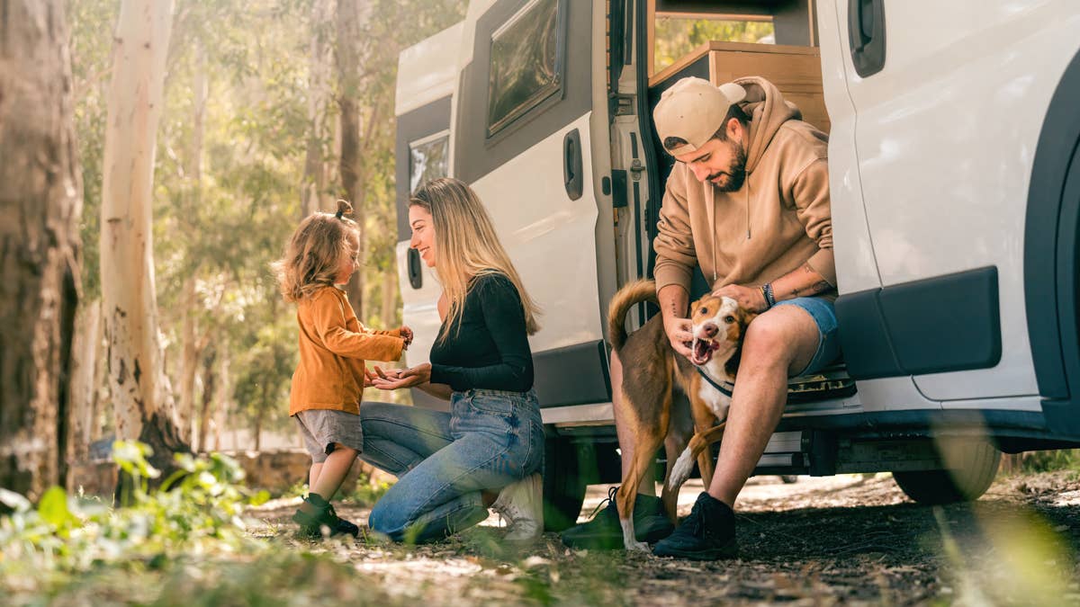 Largest RV dealer closes 13 stores in weakest market in 15 years 