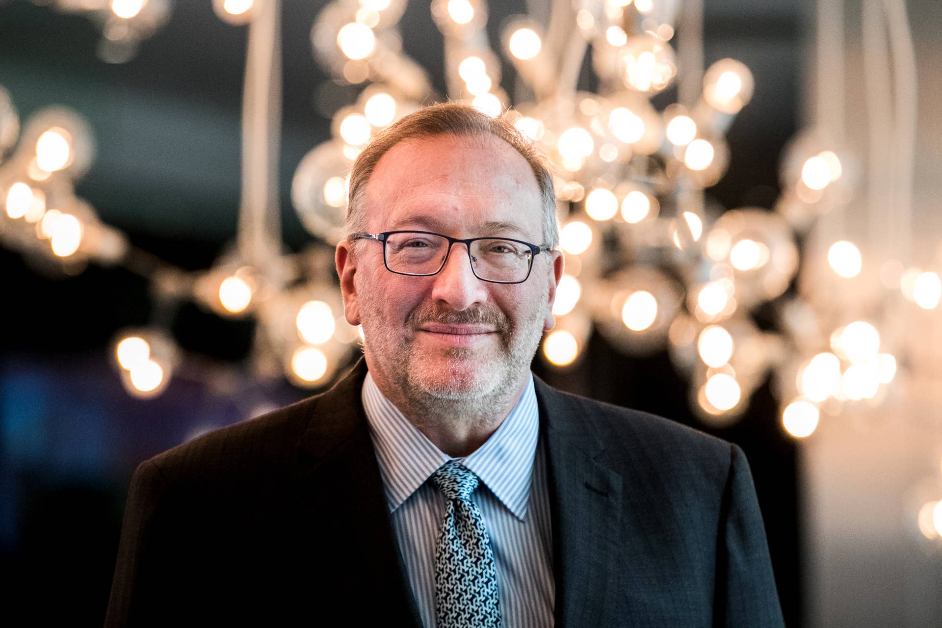 Billionaire investor makes Amazon his biggest stock bet