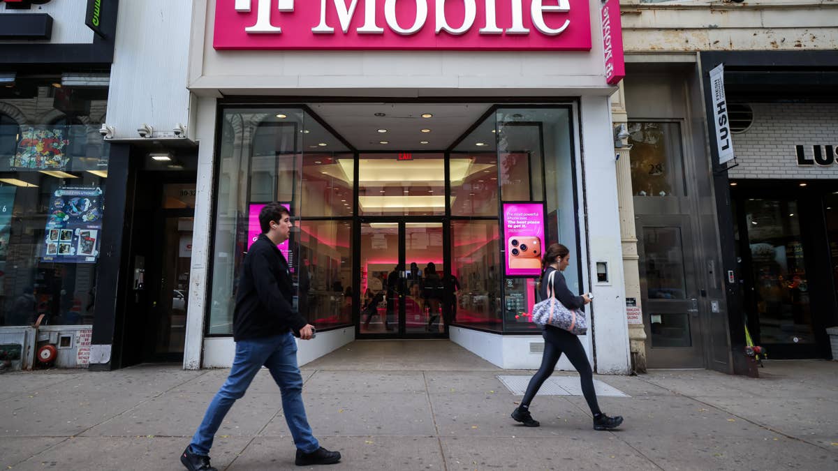T-Mobile suffers a loss as competition for customers intensifies