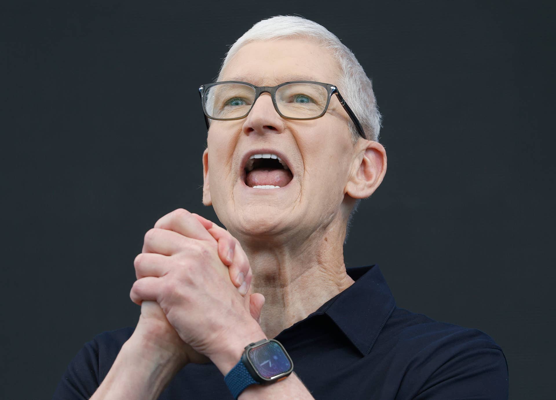 A $650 smartphone takes aim at Apple and Samsung’s surging repair costs