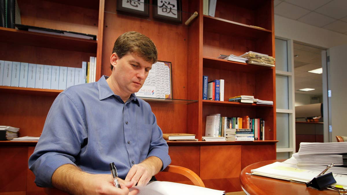 Michael Burry sends a strong warning to Palantir stock investors - thestreet.com