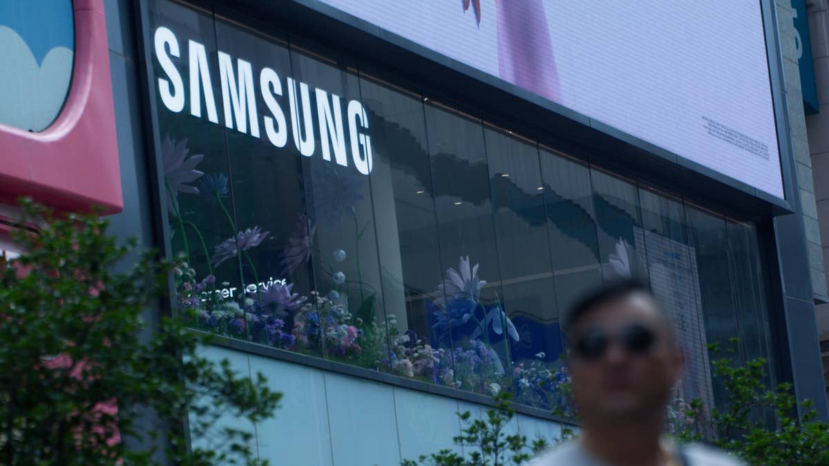 Samsung is shutting down two apps it once bragged about