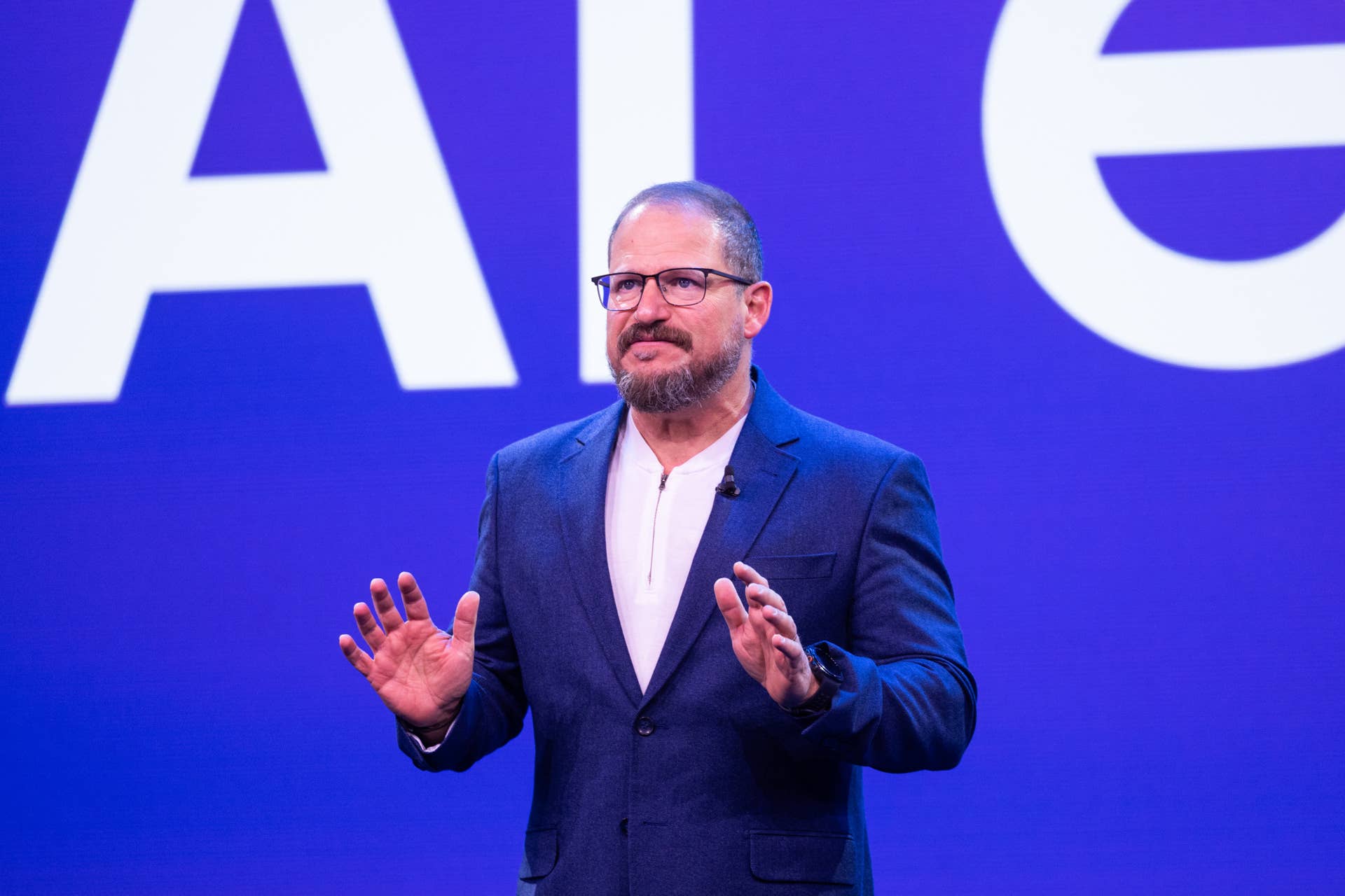 Qualcomm And Amazon Ink Multi-Generation Custom AI Chip Deal, $4B AWS Warrant