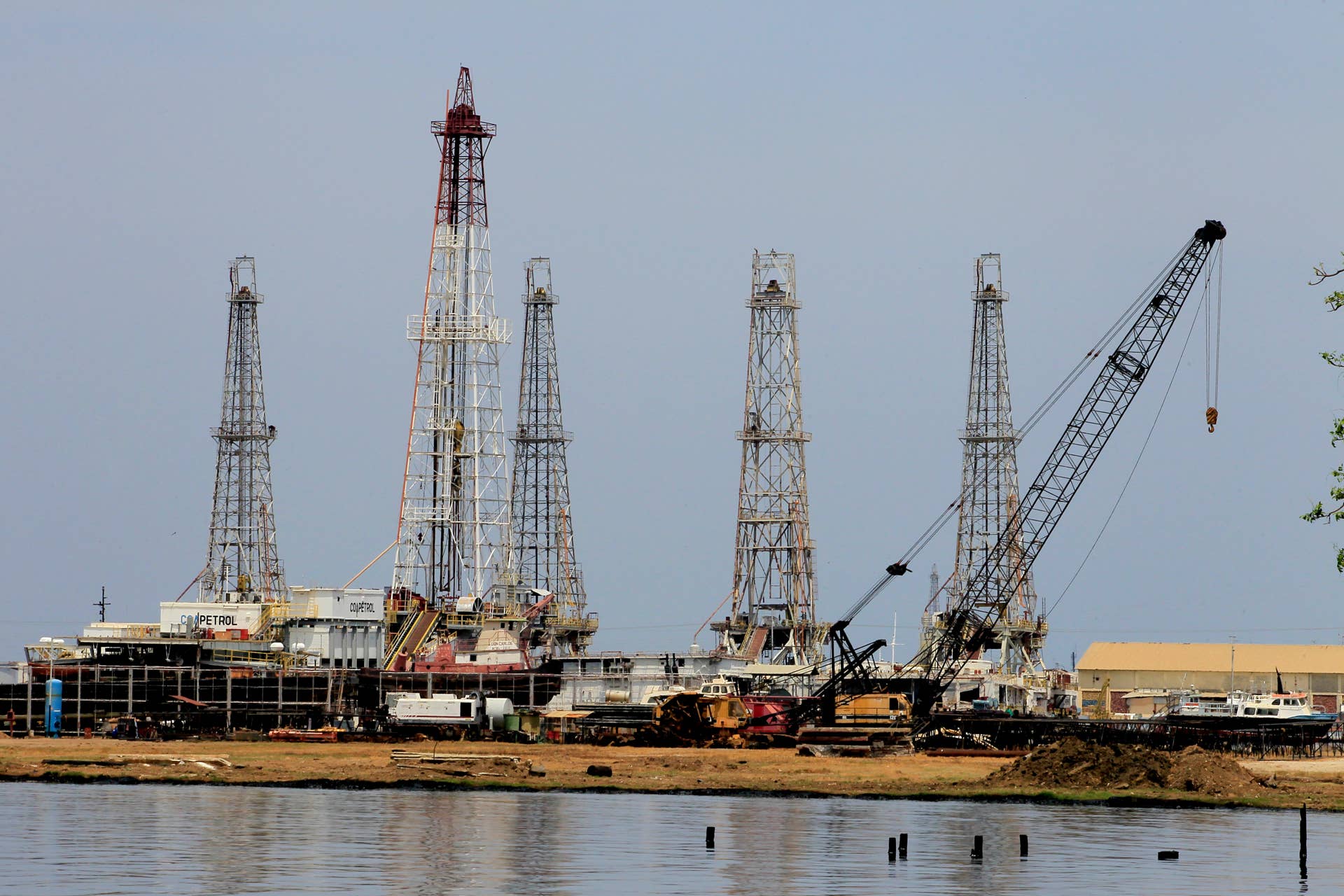 Is Trump's big, splashy Venezuela oil deal real?