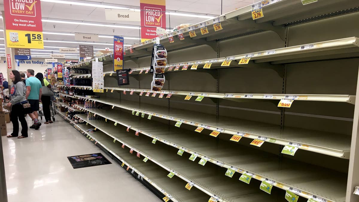 Grocery chain closes one of its last stores in major market