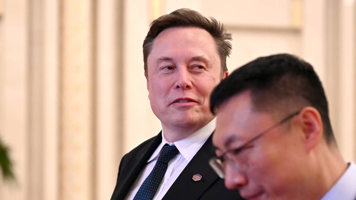SpaceX just targeted a key AI supplier: The stock tanked
