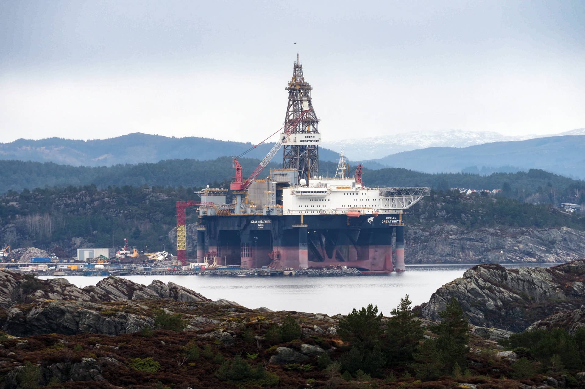 $90 oil makes a sudden, unwelcome comeback