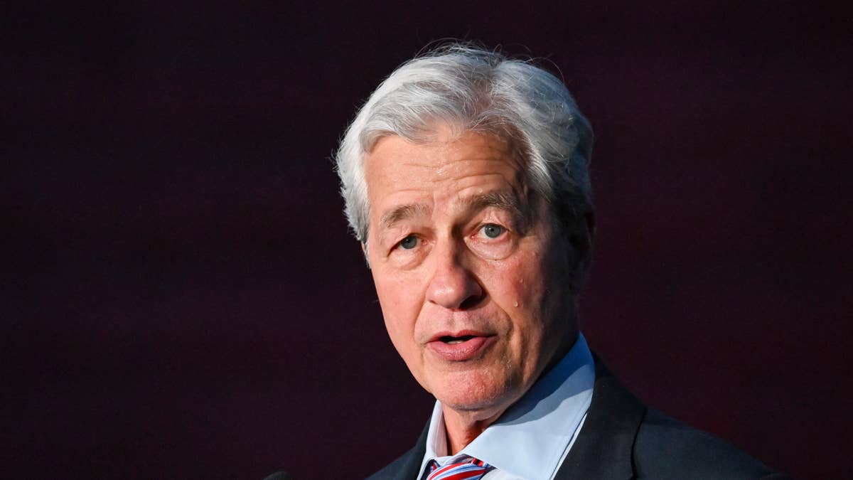 JPMorgan CEO sends strong warning to all Americans