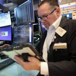Stock Market Today (Sept. 17, 2026): Dow surges after Fed rate hike decision