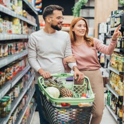 100-year-old giant grocery chain closes stores in 4 states