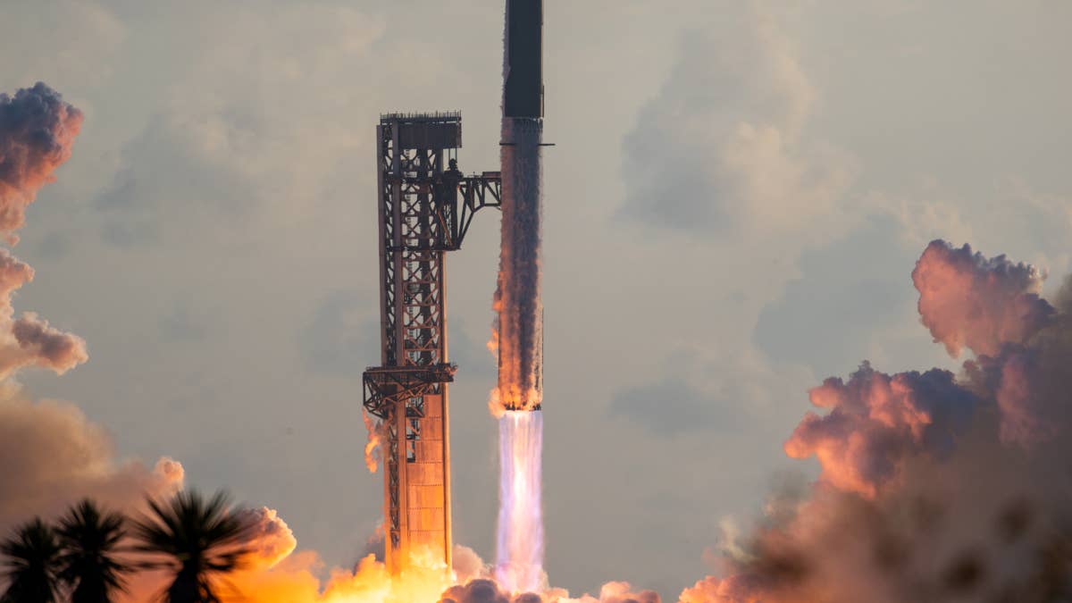 SpaceX Gets a B+ After Flight 14: Progress, But Not the Victory Lap