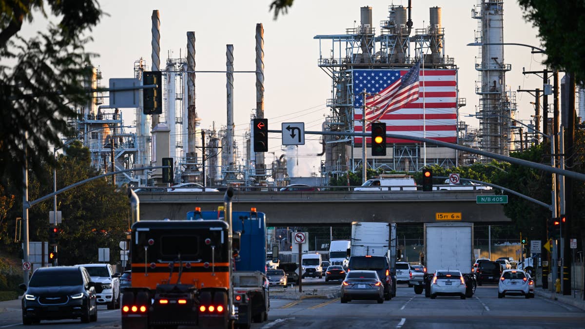 Trade Truce and Central Bank Divergence Create Uneasy Calm — image 5